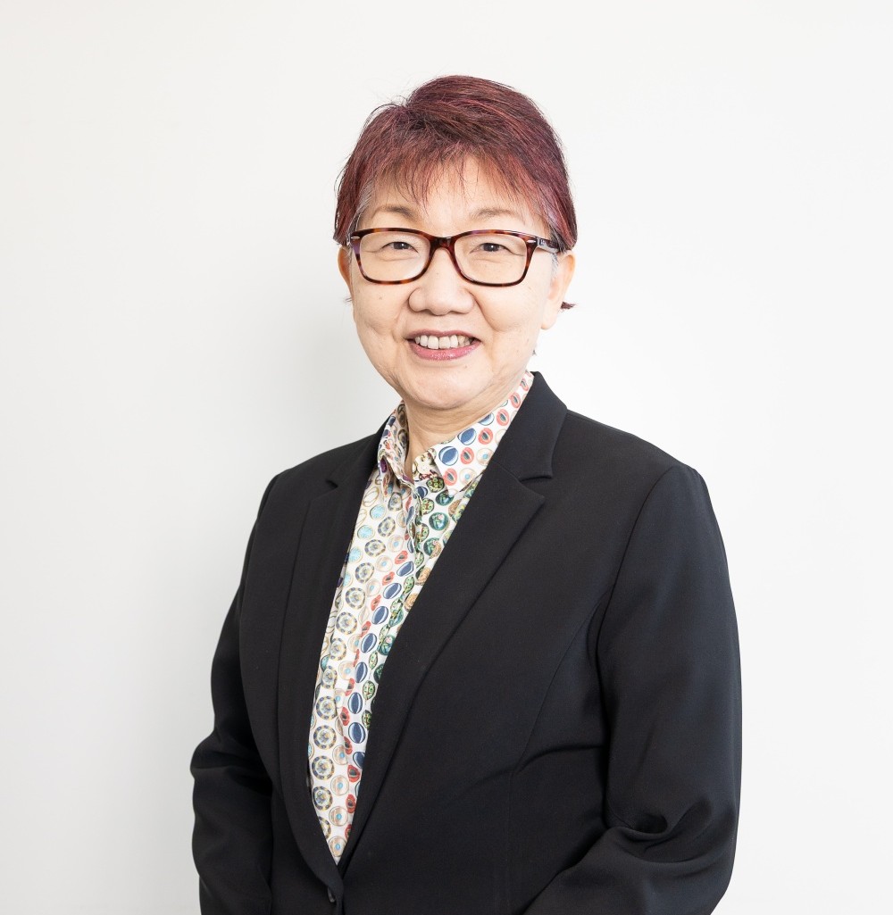秋山 由美子